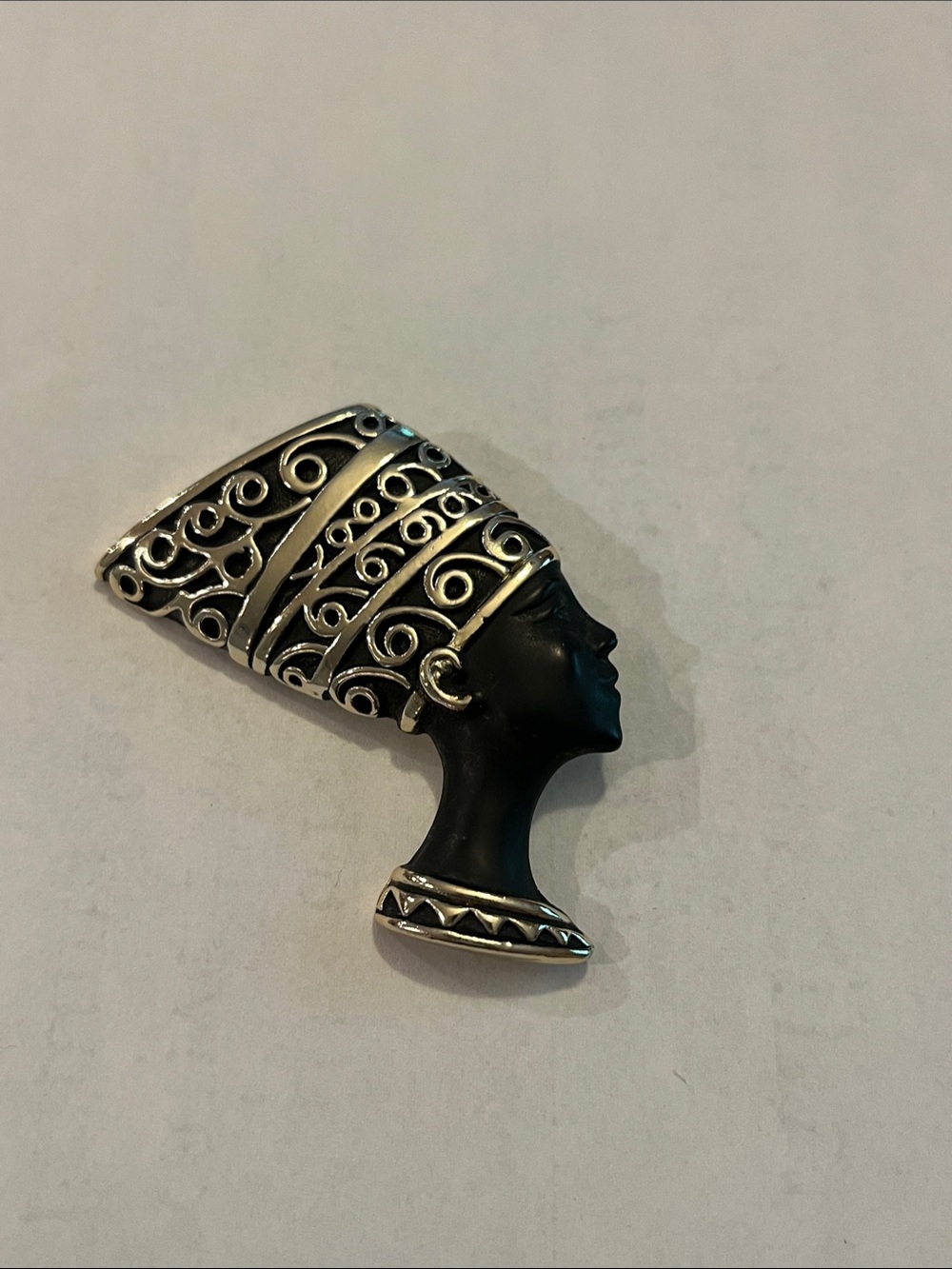 Black and gold Egyptian Nefertiti Profile Pendant - Women Jewelry